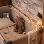 Luxury Tricolare Con 6 Posti Letto E Giardino Privato-garage & Wifi Appartement Ponte Di Legno