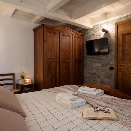 Luxury Tricolare Con 6 Posti Letto E Giardino Privato-garage & Wifi Апартаменты Понте-ди-Леньо